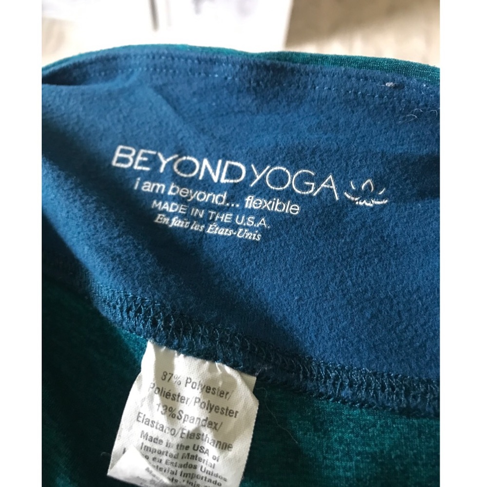 Beyond Yoga Leggings - Picture 2 of 2